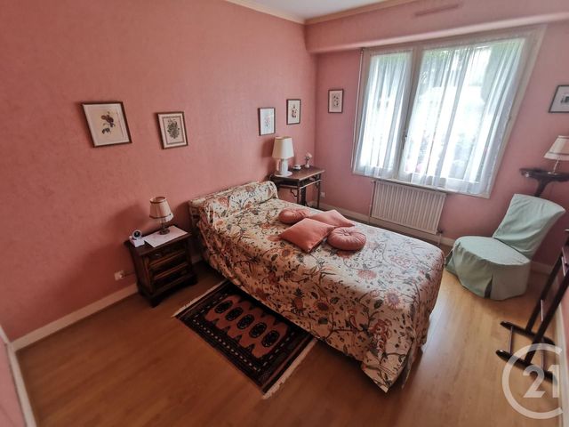 Appartement F3 à vendre - 4 pièces - 84.03 m2 - BEAUGENCY - 45 - CENTRE - Century 21 Néré Immobilier Appartement F3 à vendre - 4 pièces - 84.03 m2 - BEAUGENCY - 45 - CENTRE - Century 21 Néré Immobilier