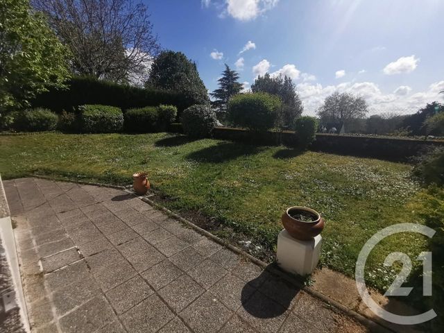 Appartement F3 à vendre - 4 pièces - 84.03 m2 - BEAUGENCY - 45 - CENTRE - Century 21 Néré Immobilier Appartement F3 à vendre - 4 pièces - 84.03 m2 - BEAUGENCY - 45 - CENTRE - Century 21 Néré Immobilier