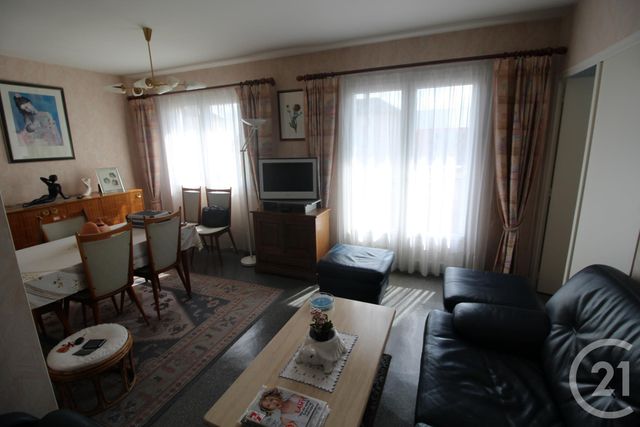 Appartement F4 à vendre - 4 pièces - 66.65 m2 - BEAUGENCY - 45 - CENTRE - Century 21 Néré Immobilier Appartement F4 à vendre - 4 pièces - 66.65 m2 - BEAUGENCY - 45 - CENTRE - Century 21 Néré Immobilier