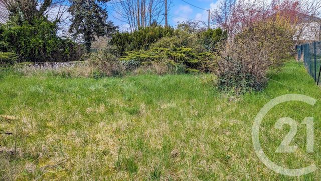 Afficher la photo en grand terrain à vendre - 547.0 m2 - TAVERS - 45 - CENTRE - Century 21 Néré Immobilier