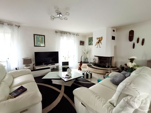 maison à vendre - 7 pièces - 131.0 m2 - MESSAS - 45 - CENTRE - Century 21 Néré Immobilier