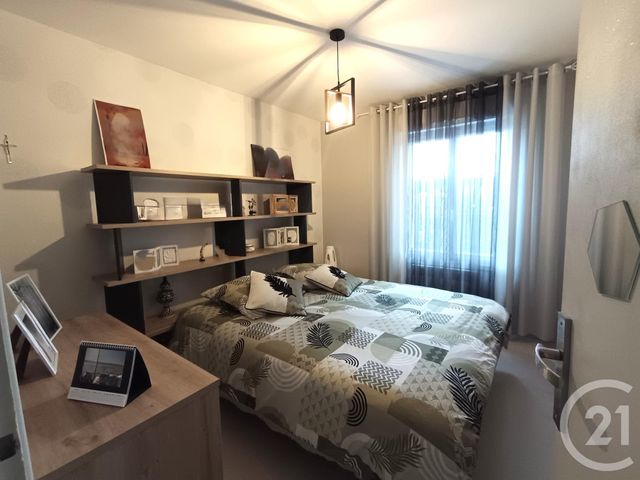 maison à vendre - 7 pièces - 131.0 m2 - MESSAS - 45 - CENTRE - Century 21 Néré Immobilier