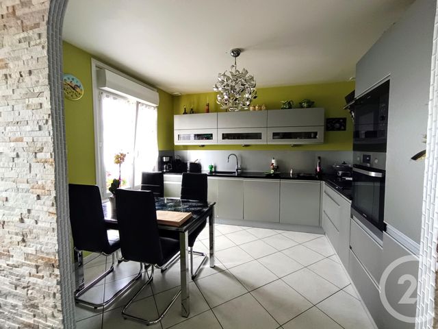 maison à vendre - 7 pièces - 131.0 m2 - MESSAS - 45 - CENTRE - Century 21 Néré Immobilier