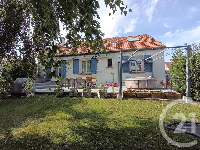 maison à vendre - 7 pièces - 131.0 m2 - MESSAS - 45 - CENTRE - Century 21 Néré Immobilier