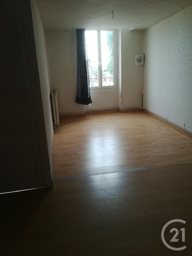 maison à vendre - 6 pièces - 106.76 m2 - CRAVANT - 45 - CENTRE - Century 21 Néré Immobilier