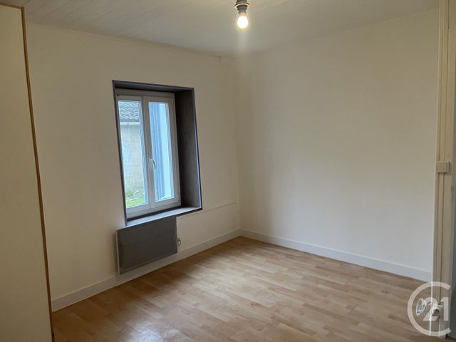 maison à louer - 3 pièces - 64.72 m2 - CRAVANT - 45 - CENTRE - Century 21 Néré Immobilier