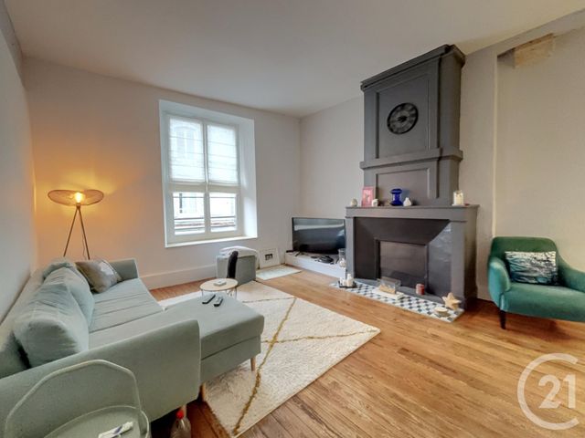 Appartement F4 à vendre - 4 pièces - 82.85 m2 - BEAUGENCY - 45 - CENTRE - Century 21 Néré Immobilier
