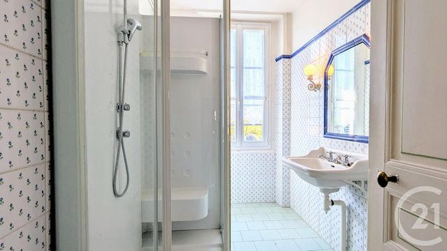 Afficher la photo en grand maison à vendre - 5 pièces - 122.0 m2 - LA FERTE ST CYR - 41 - CENTRE - Century 21 Néré Immobilier