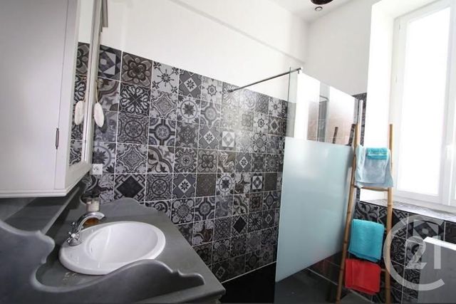 Appartement F7 à vendre - 7 pièces - 186.42 m2 - BEAUGENCY - 45 - CENTRE - Century 21 Néré Immobilier