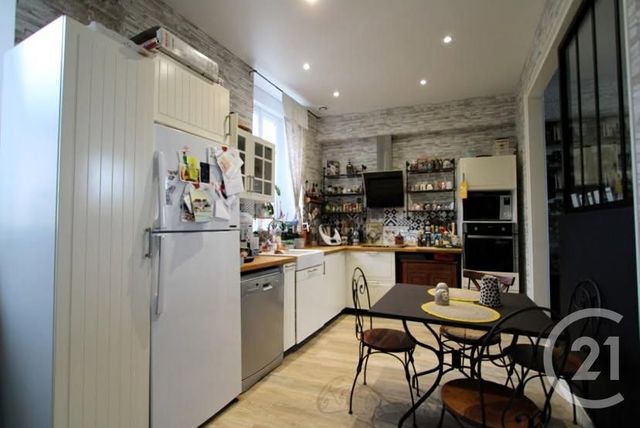 Appartement F7 à vendre - 7 pièces - 186.42 m2 - BEAUGENCY - 45 - CENTRE - Century 21 Néré Immobilier