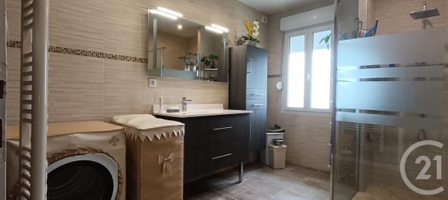 maison à vendre - 6 pièces - 138.21 m2 - MESSAS - 45 - CENTRE - Century 21 Néré Immobilier