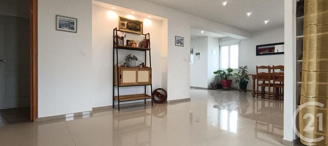 maison à vendre - 6 pièces - 138.21 m2 - MESSAS - 45 - CENTRE - Century 21 Néré Immobilier