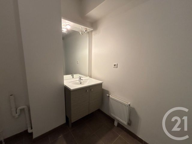 Appartement F2 à vendre - 2 pièces - 47.38 m2 - ORLEANS - 45 - CENTRE - Century 21 Néré Immobilier