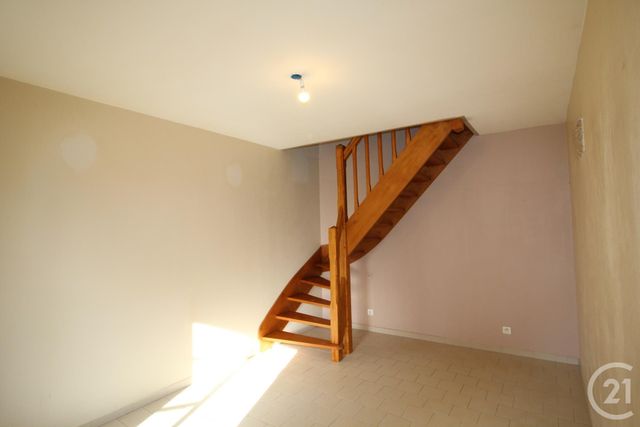 maison à louer - 5 pièces - 95.79 m2 - JOSNES - 41 - CENTRE - Century 21 Néré Immobilier