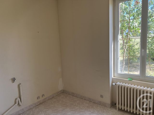 maison à louer - 6 pièces - 169.66 m2 - DRY - 45 - CENTRE - Century 21 Néré Immobilier