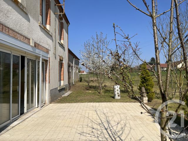 maison à louer - 6 pièces - 169.66 m2 - DRY - 45 - CENTRE - Century 21 Néré Immobilier