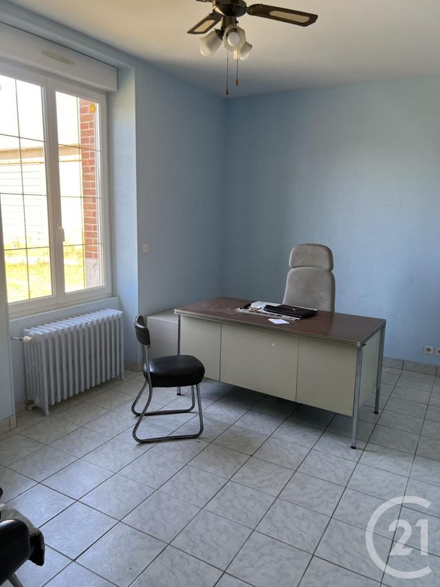 maison à louer - 6 pièces - 169.66 m2 - DRY - 45 - CENTRE - Century 21 Néré Immobilier