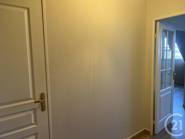 Appartement F2 à louer - 2 pièces - 40.42 m2 - BEAUGENCY - 45 - CENTRE - Century 21 Néré Immobilier