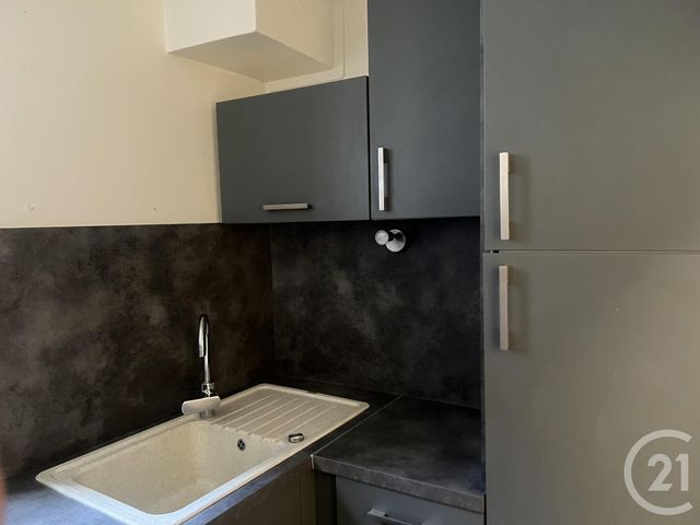 Appartement F2 à louer - 2 pièces - 42.0 m2 - BEAUGENCY - 45 - CENTRE - Century 21 Néré Immobilier