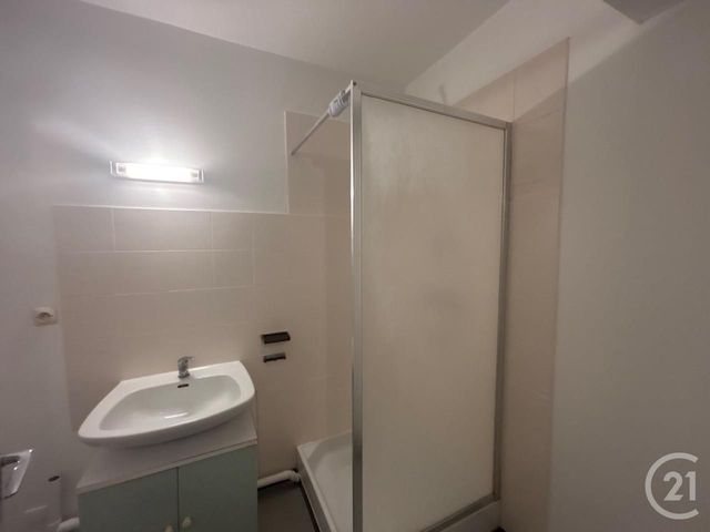 Appartement Studio à vendre - 1 pièce - 24.8 m2 - BEAUGENCY - 45 - CENTRE - Century 21 Néré Immobilier