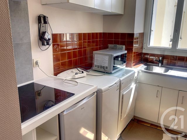 Appartement F2 à louer - 2 pièces - 43.35 m2 - BEAUGENCY - 45 - CENTRE - Century 21 Néré Immobilier