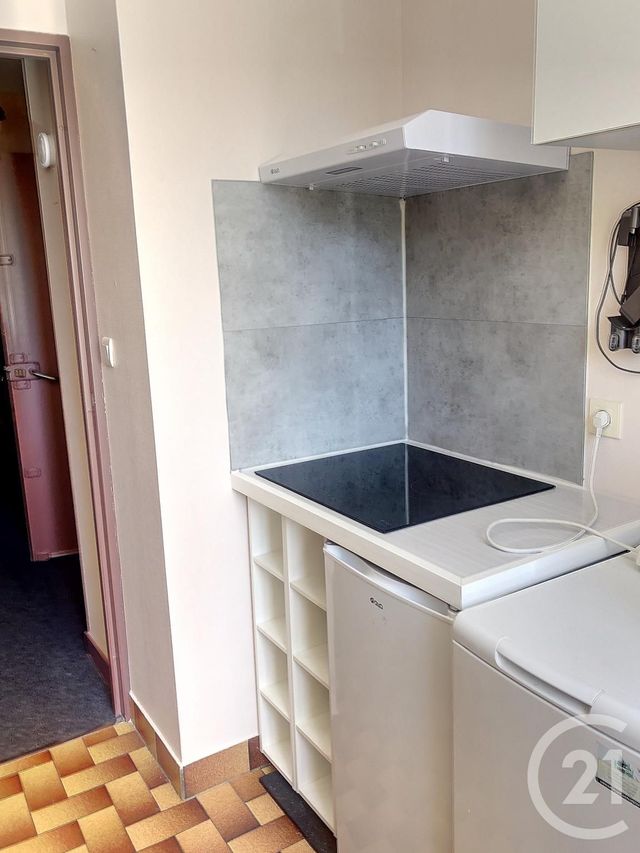 Appartement F2 à louer - 2 pièces - 43.35 m2 - BEAUGENCY - 45 - CENTRE - Century 21 Néré Immobilier