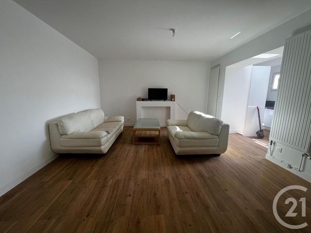 Appartement F3 à louer - 3 pièces - 71.46 m2 - BEAUGENCY - 45 - CENTRE - Century 21 Néré Immobilier