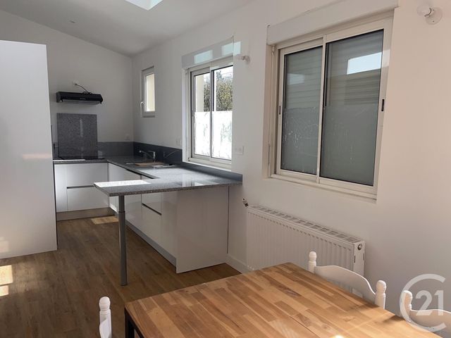 Appartement F3 à louer - 3 pièces - 71.46 m2 - BEAUGENCY - 45 - CENTRE - Century 21 Néré Immobilier