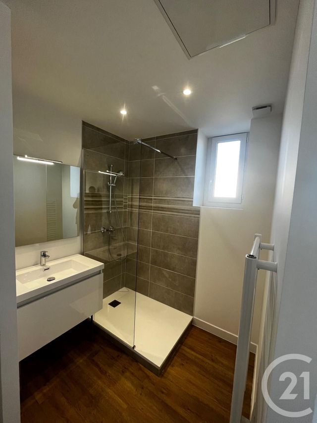 Appartement F3 à louer - 3 pièces - 71.46 m2 - BEAUGENCY - 45 - CENTRE - Century 21 Néré Immobilier