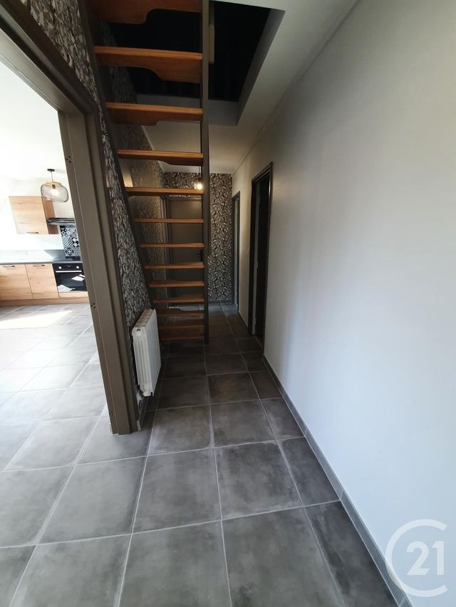 Appartement F3 à louer - 3 pièces - 61.31 m2 - BEAUGENCY - 45 - CENTRE - Century 21 Néré Immobilier