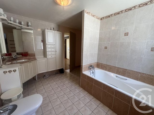 maison à vendre - 5 pièces - 172.65 m2 - MESSAS - 45 - CENTRE - Century 21 Néré Immobilier