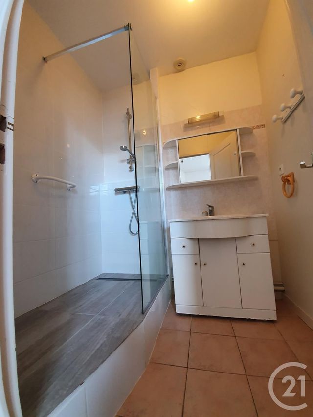 Appartement F2 à louer - 2 pièces - 49.83 m2 - BEAUGENCY - 45 - CENTRE - Century 21 Néré Immobilier