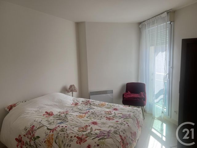 Appartement F2 à louer - 2 pièces - 69.23 m2 - BEAUGENCY - 45 - CENTRE - Century 21 Néré Immobilier