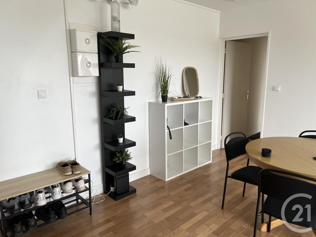 Appartement F3 à louer - 3 pièces - 62.0 m2 - BEAUGENCY - 45 - CENTRE - Century 21 Néré Immobilier