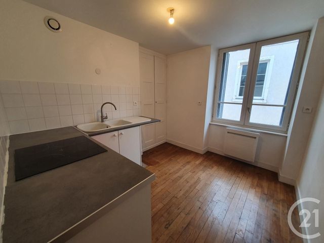 Appartement F2 à louer - 2 pièces - 53.4 m2 - BEAUGENCY - 45 - CENTRE - Century 21 Néré Immobilier