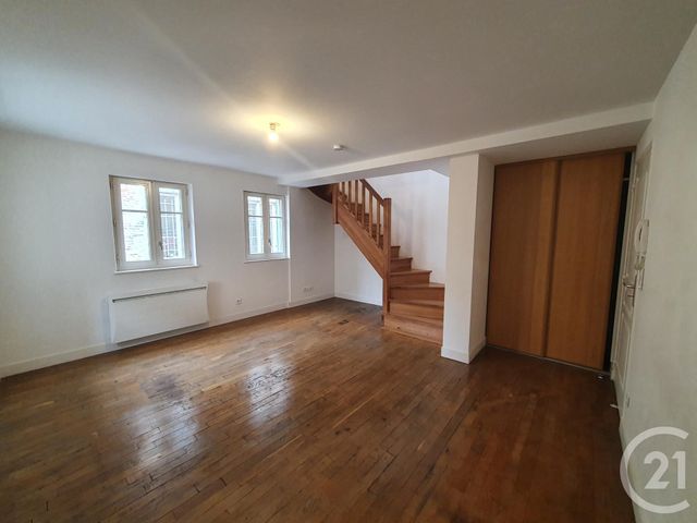 Appartement F2 à louer - 2 pièces - 53.4 m2 - BEAUGENCY - 45 - CENTRE - Century 21 Néré Immobilier