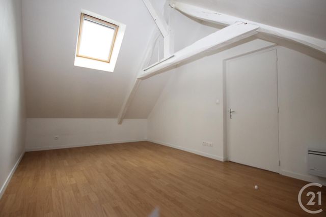 Appartement F2 à louer - 2 pièces - 30.7 m2 - BEAUGENCY - 45 - CENTRE - Century 21 Néré Immobilier