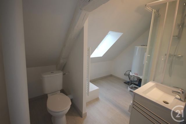 Appartement F2 à louer - 2 pièces - 30.7 m2 - BEAUGENCY - 45 - CENTRE - Century 21 Néré Immobilier