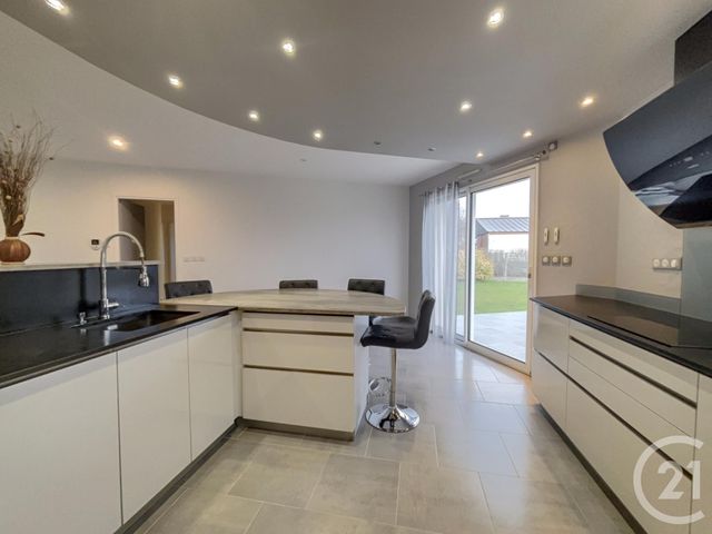 maison à louer - 4 pièces - 108.24 m2 - COULMIERS - 45 - CENTRE - Century 21 Néré Immobilier