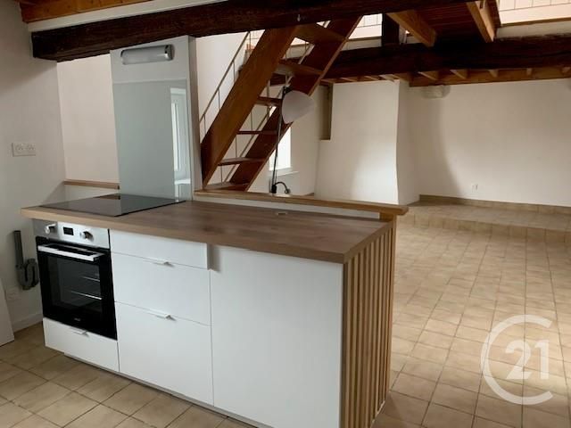 Appartement Duplex à louer - 2 pièces - 55.93 m2 - BEAUGENCY - 45 - CENTRE - Century 21 Néré Immobilier
