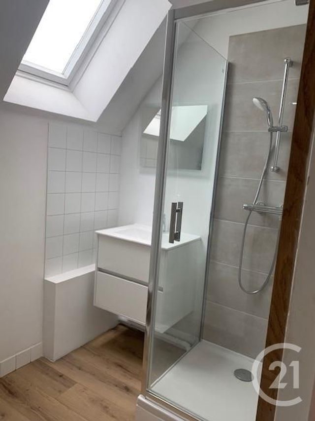 Appartement Duplex à louer - 2 pièces - 55.93 m2 - BEAUGENCY - 45 - CENTRE - Century 21 Néré Immobilier