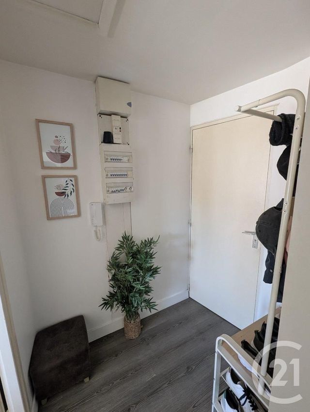 Appartement F2 à louer - 2 pièces - 37.0 m2 - BEAUGENCY - 45 - CENTRE - Century 21 Néré Immobilier
