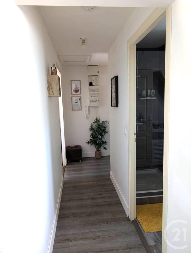 Appartement F2 à louer - 2 pièces - 37.0 m2 - BEAUGENCY - 45 - CENTRE - Century 21 Néré Immobilier