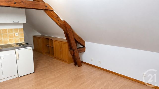Appartement F2 à louer CLERY ST ANDRE