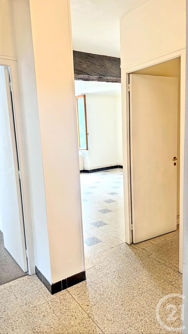 Appartement F3 à louer - 3 pièces - 69.0 m2 - BEAUGENCY - 45 - CENTRE - Century 21 Néré Immobilier