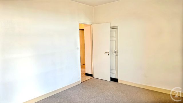 Appartement F3 à louer - 3 pièces - 69.0 m2 - BEAUGENCY - 45 - CENTRE - Century 21 Néré Immobilier