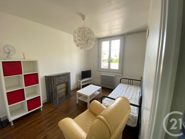 Appartement F3 à louer - 3 pièces - 47.0 m2 - BEAUGENCY - 45 - CENTRE - Century 21 Néré Immobilier