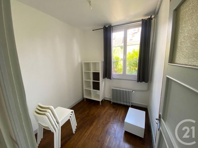 Appartement F3 à louer - 3 pièces - 47.0 m2 - BEAUGENCY - 45 - CENTRE - Century 21 Néré Immobilier