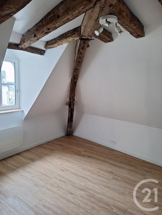 Appartement F3 à louer - 3 pièces - 68.6 m2 - BEAUGENCY - 45 - CENTRE - Century 21 Néré Immobilier