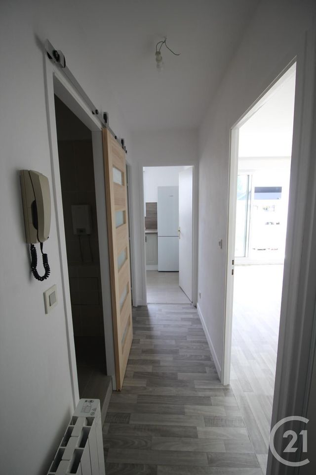 Appartement F1 à louer - 1 pièce - 30.8 m2 - BEAUGENCY - 45 - CENTRE - Century 21 Néré Immobilier